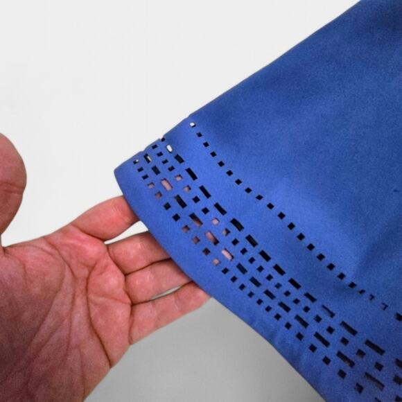 Elizabeth and James Mini Dress Women’s Blue Laser Cut Structured Essential Sz 2 - Picture 7 of 11